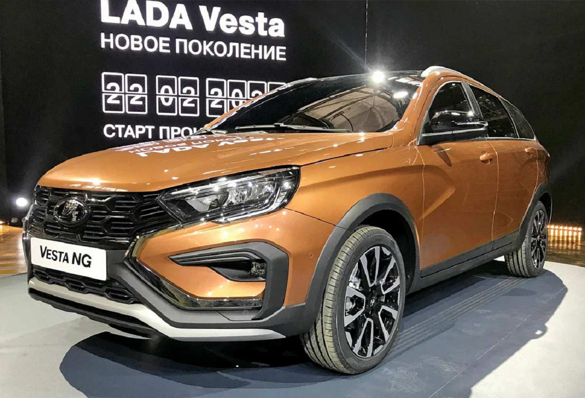 Сотрудникам АвтоВАЗа готовы отдать Lada Vesta по сниженной цене